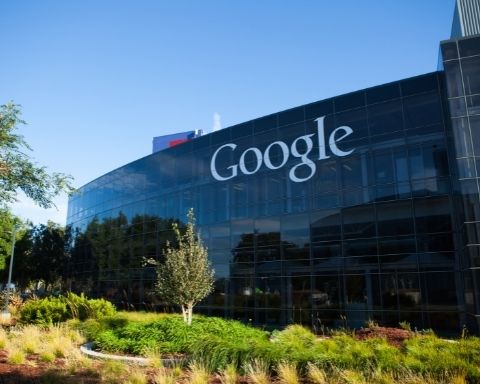 Google increases leave time, vacation days